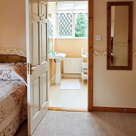 Bed & Breakfast Ballykisteen 4*